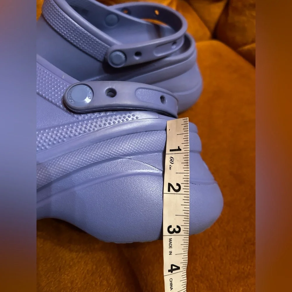 Crocs Mega Crush Platform Classic Clogs lavender Womens 10